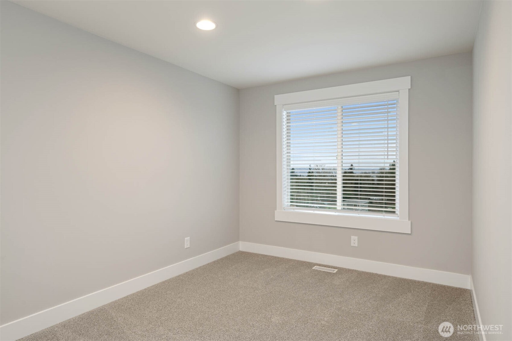 MLS #NWM2500191 image #6
