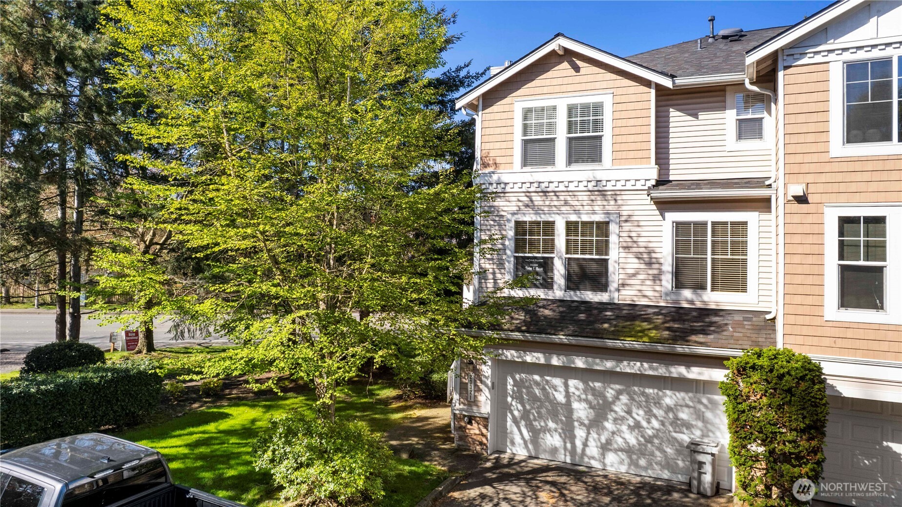 MLS #NWM2503278 image #0