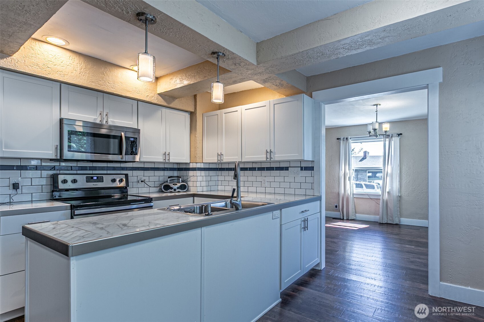 MLS #NWM2504625 image #9