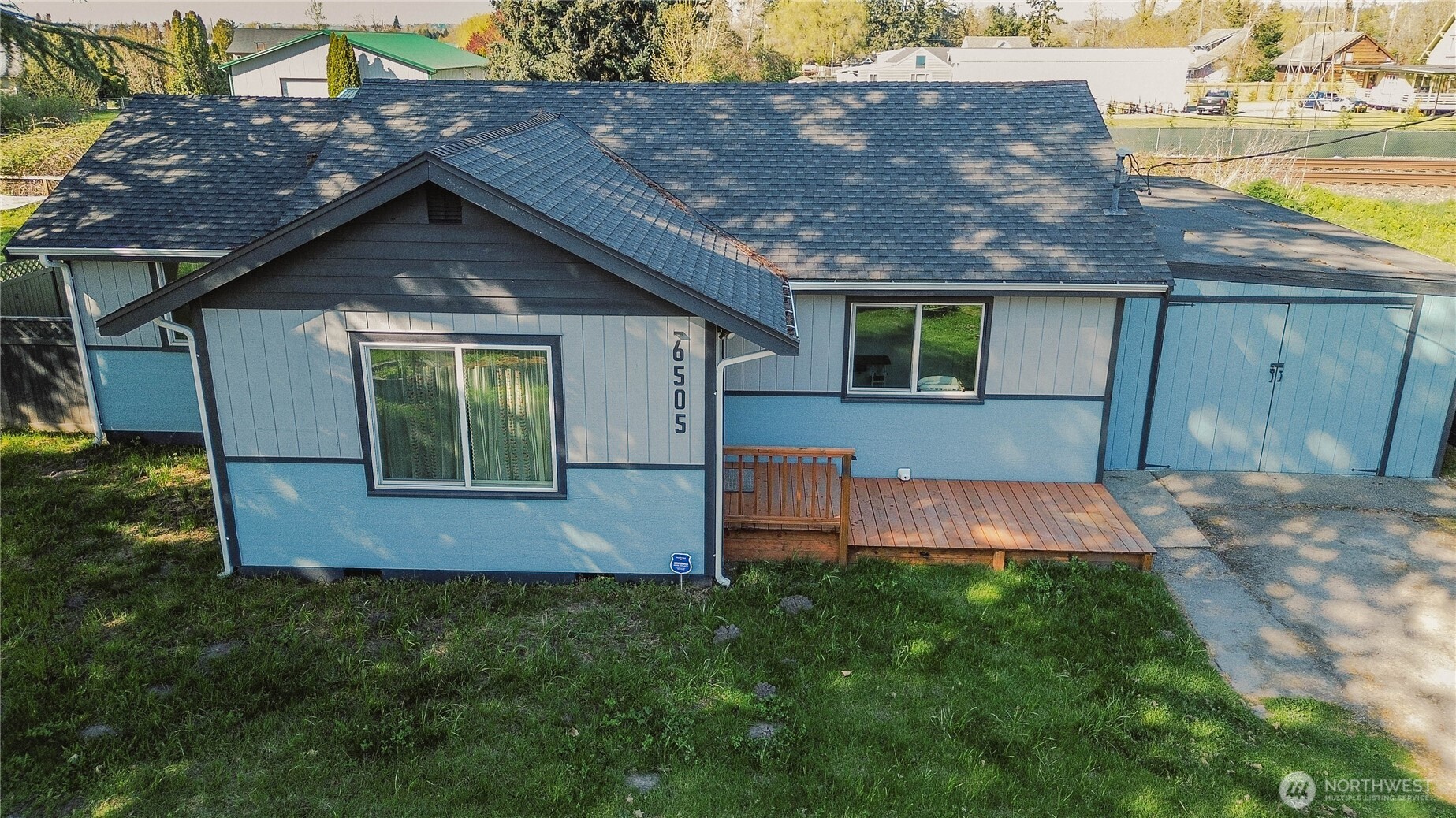 MLS #NWM2506205 image #0