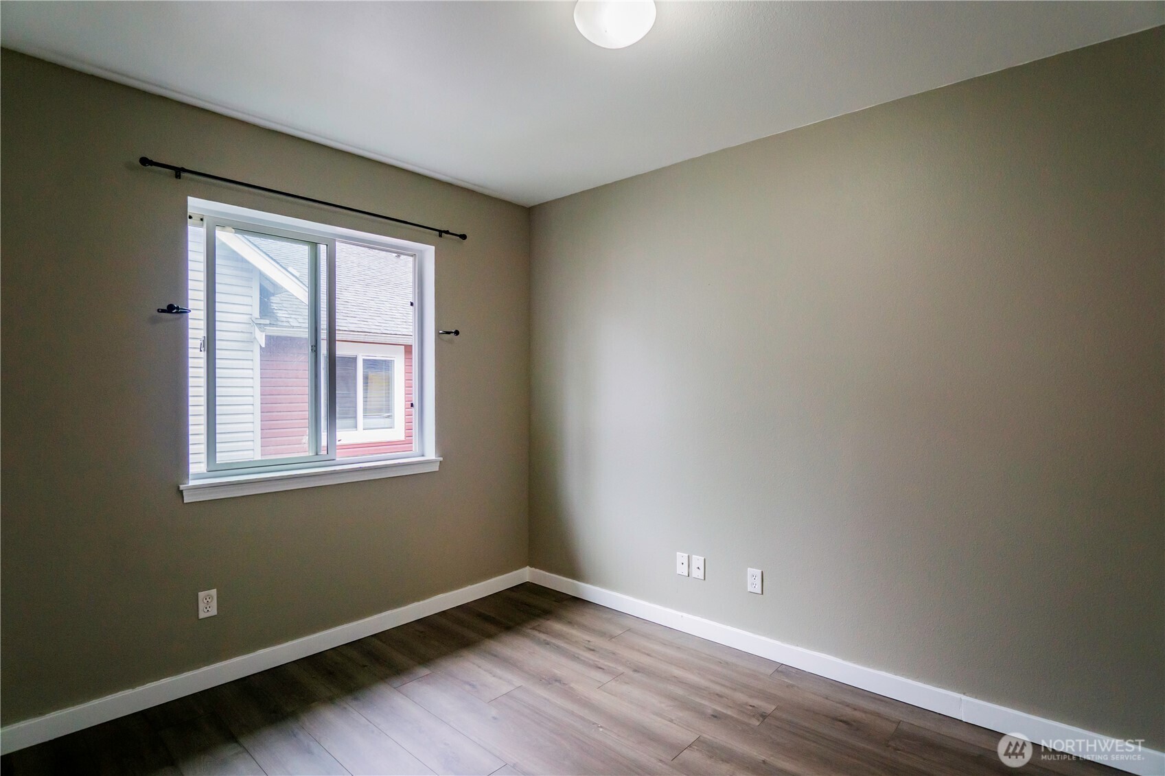 MLS #NWM2509109 image #16