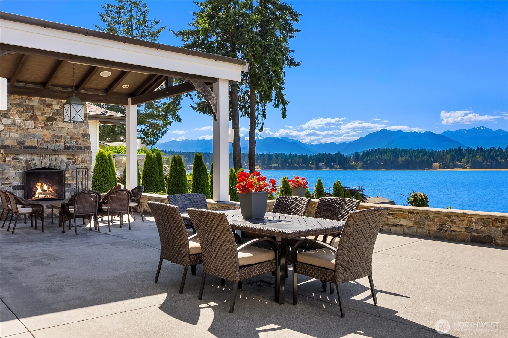 MLS #NWM2509808 image #0