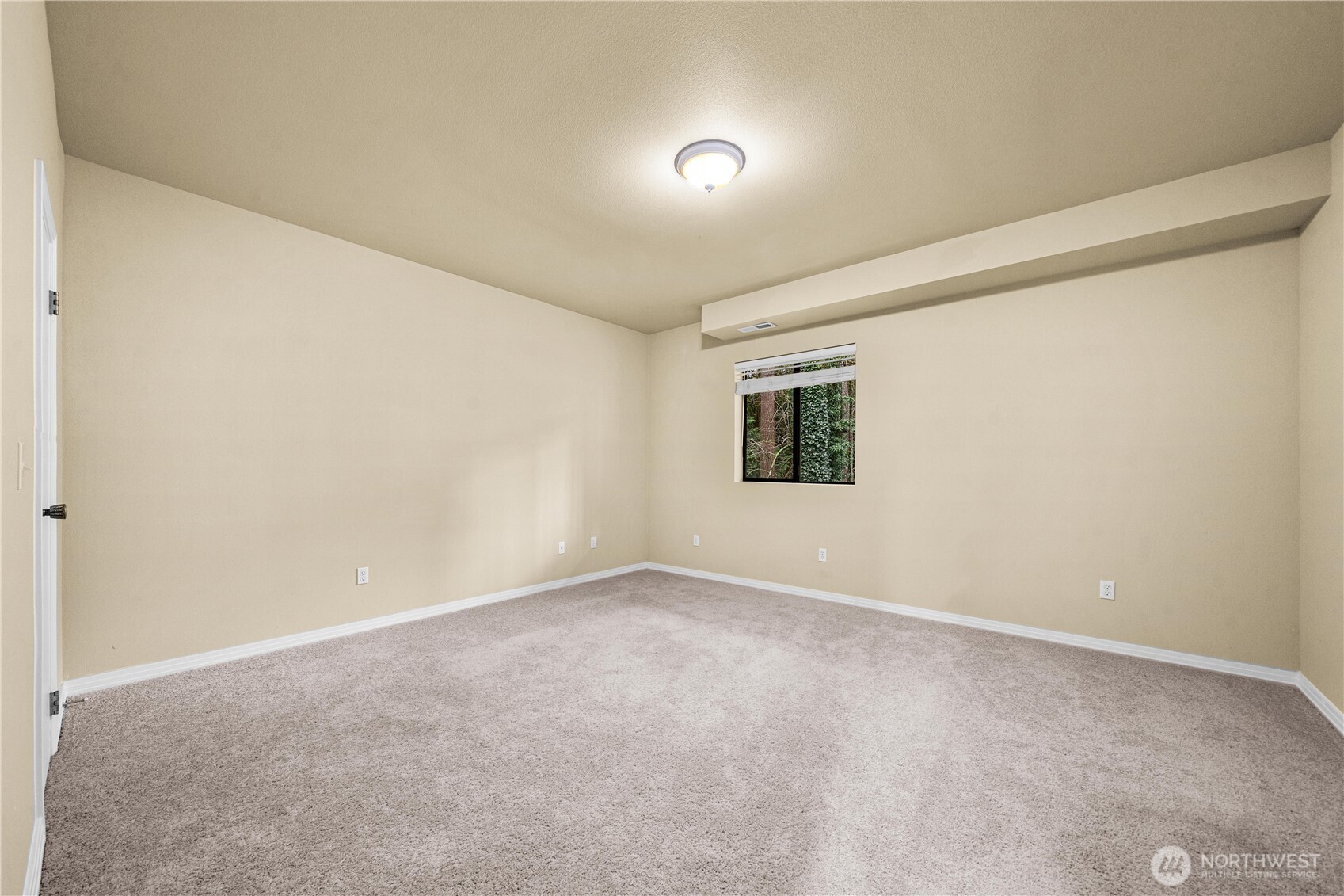 MLS #NWM2510249 image #32