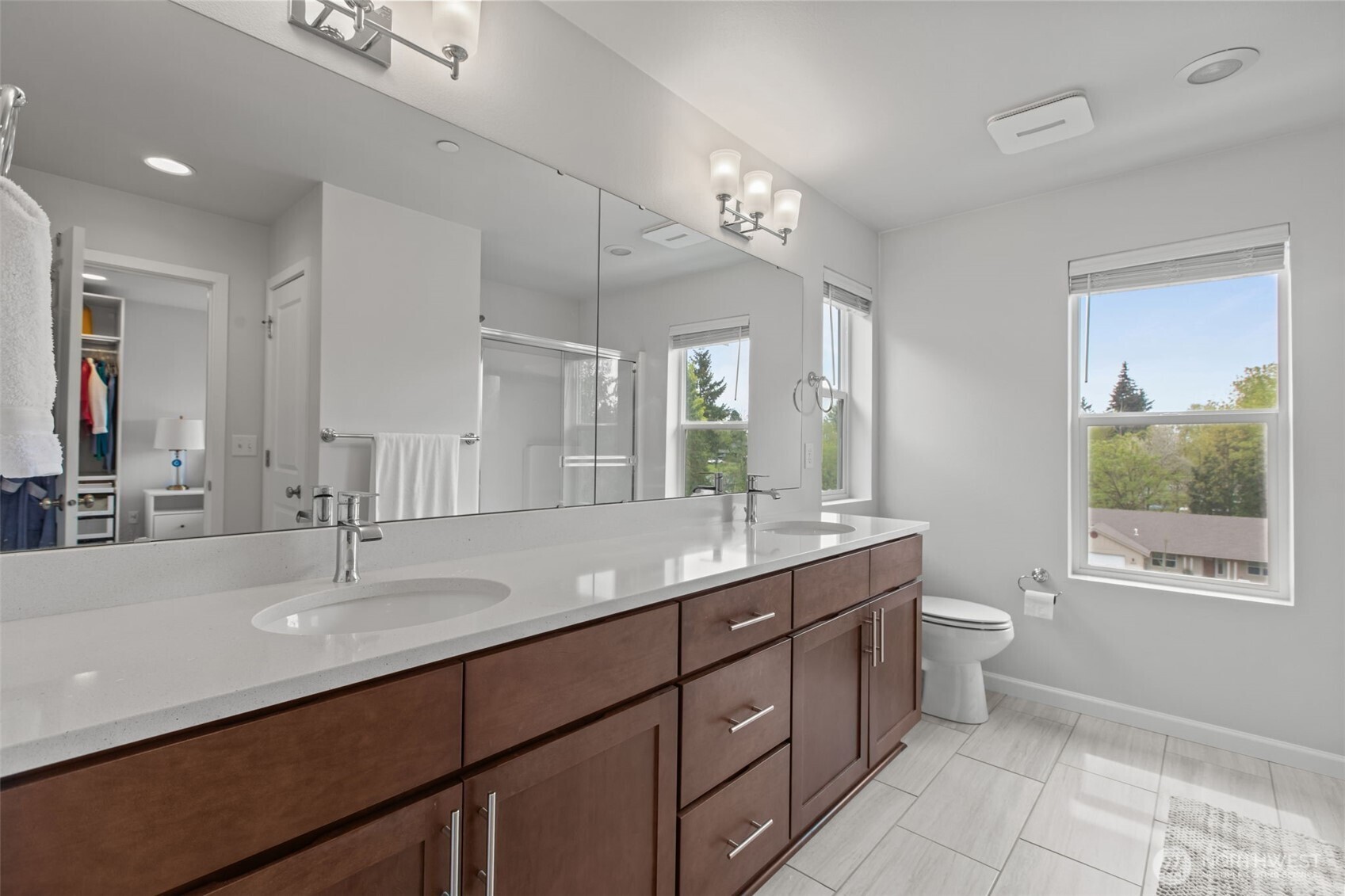MLS #NWM2510865 image #9