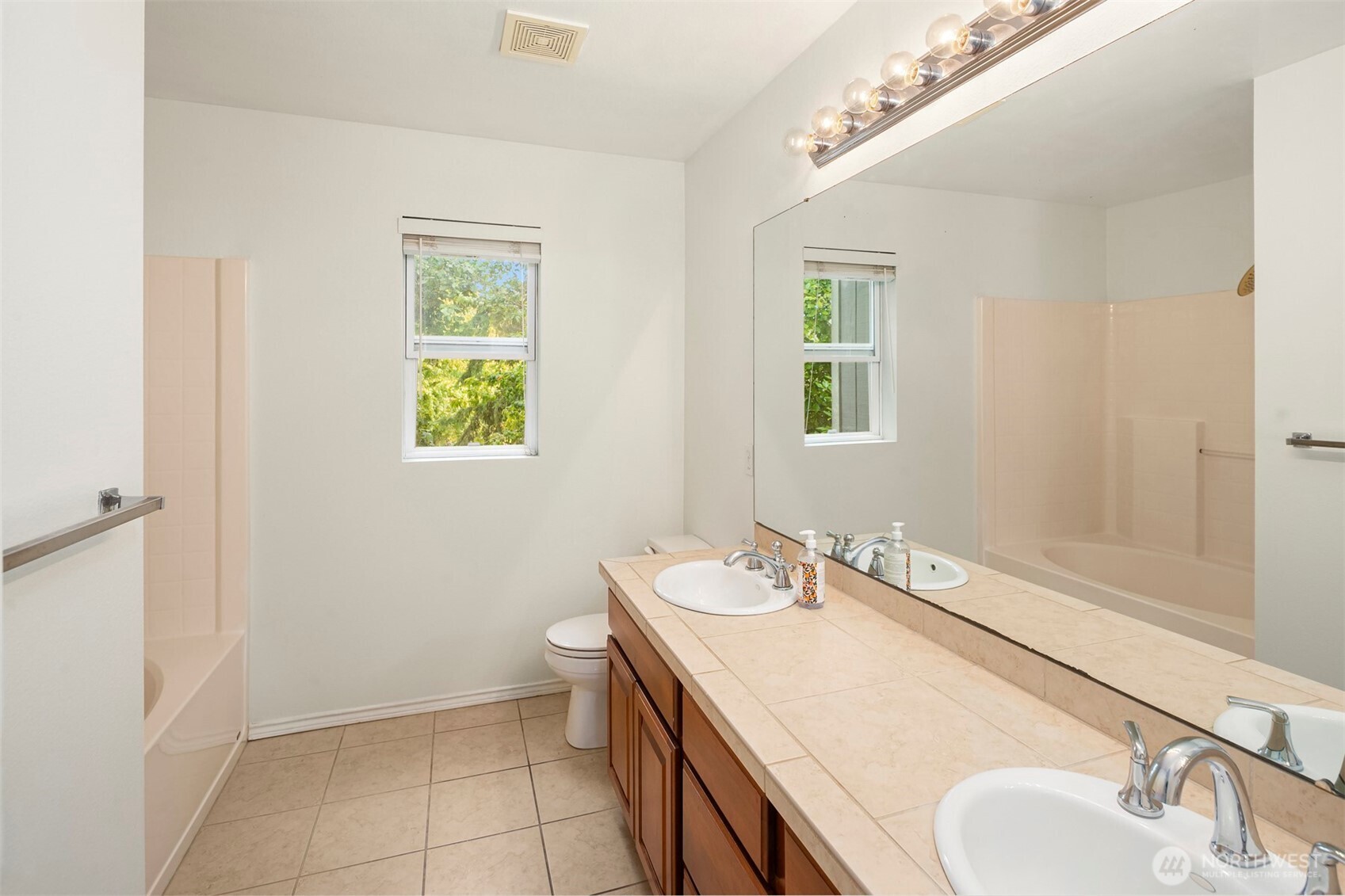 MLS #NWM2511145 image #15