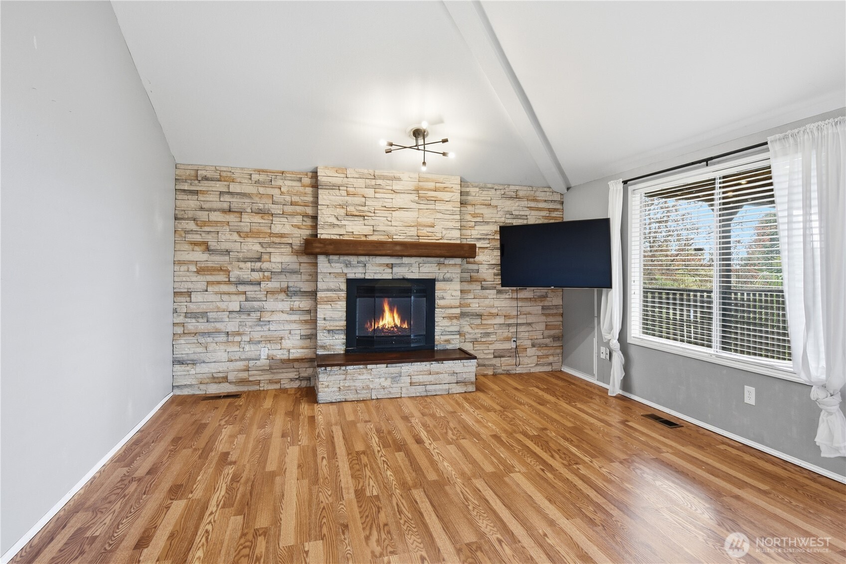 MLS #NWM2511501 image #11