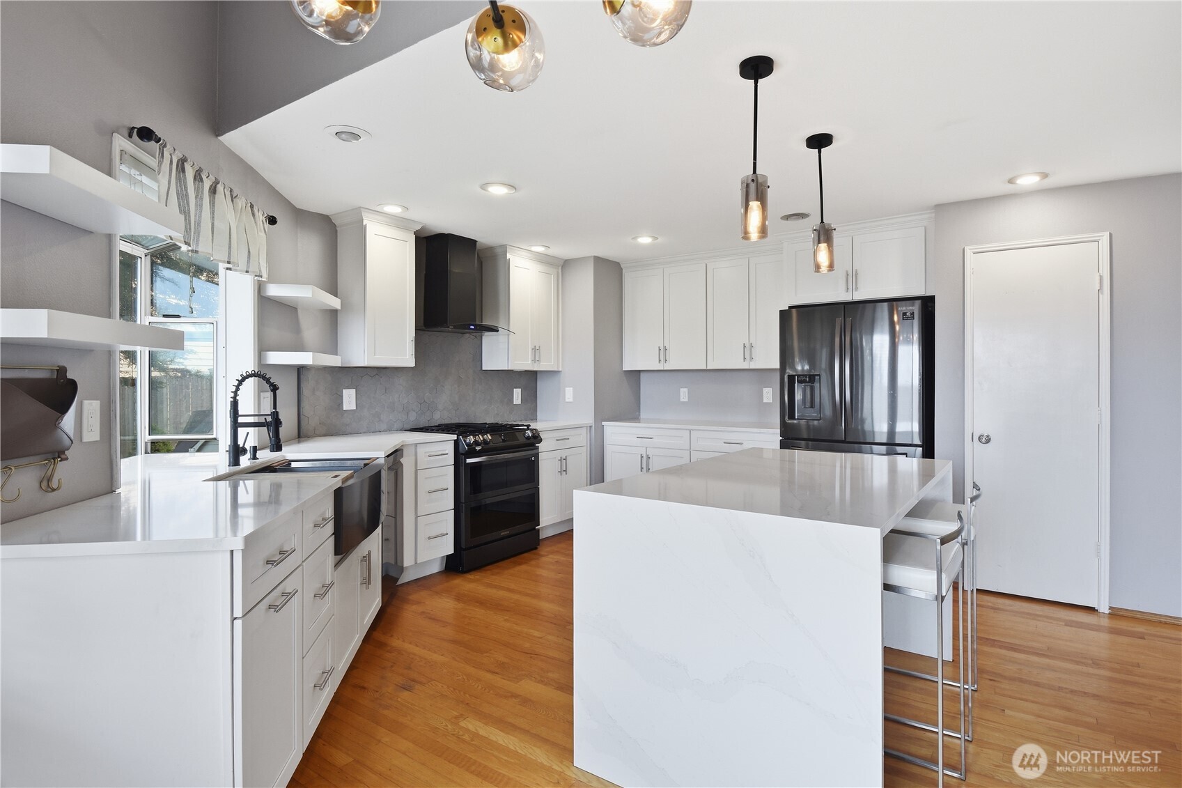 MLS #NWM2511501 image #9