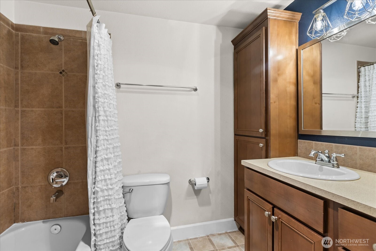 MLS #NWM2511691 image #12