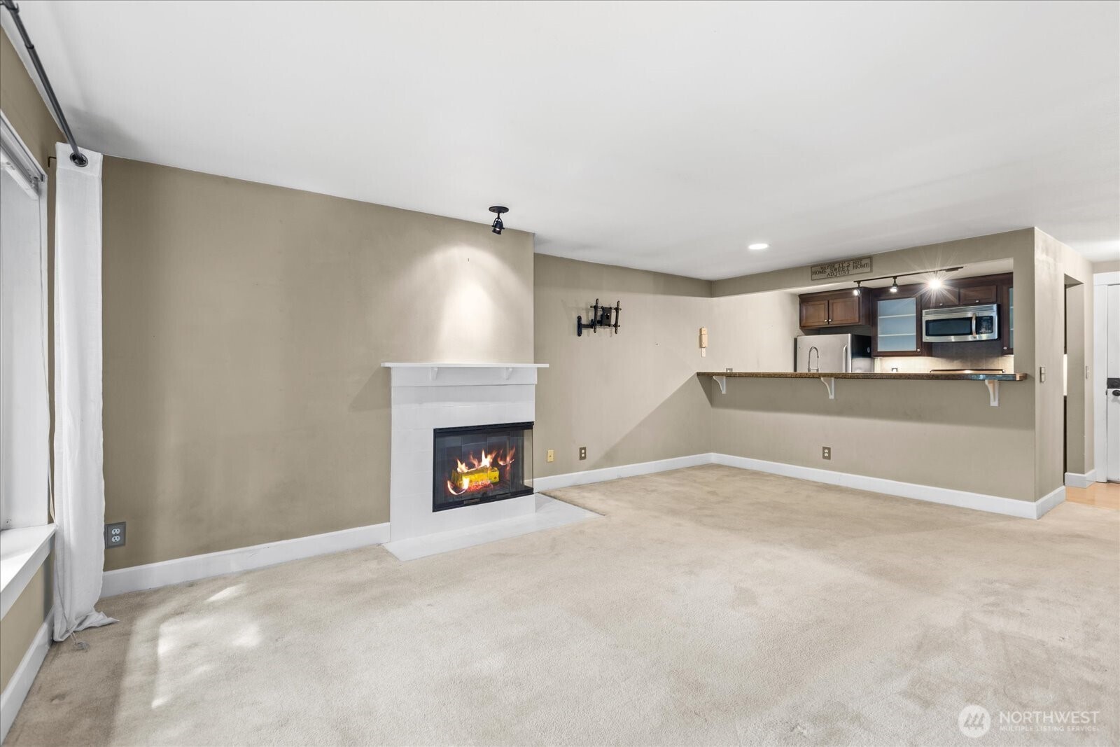 MLS #NWM2511691 image #5