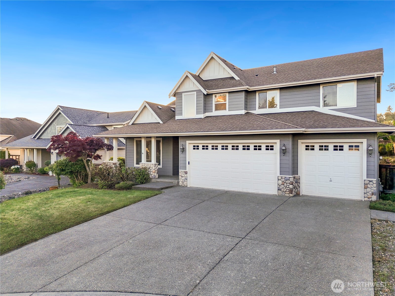 MLS #NWM2512244 image #1