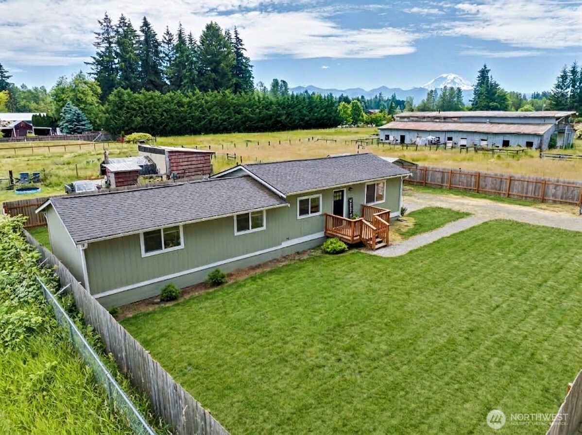 MLS #NWM2513736 image #0