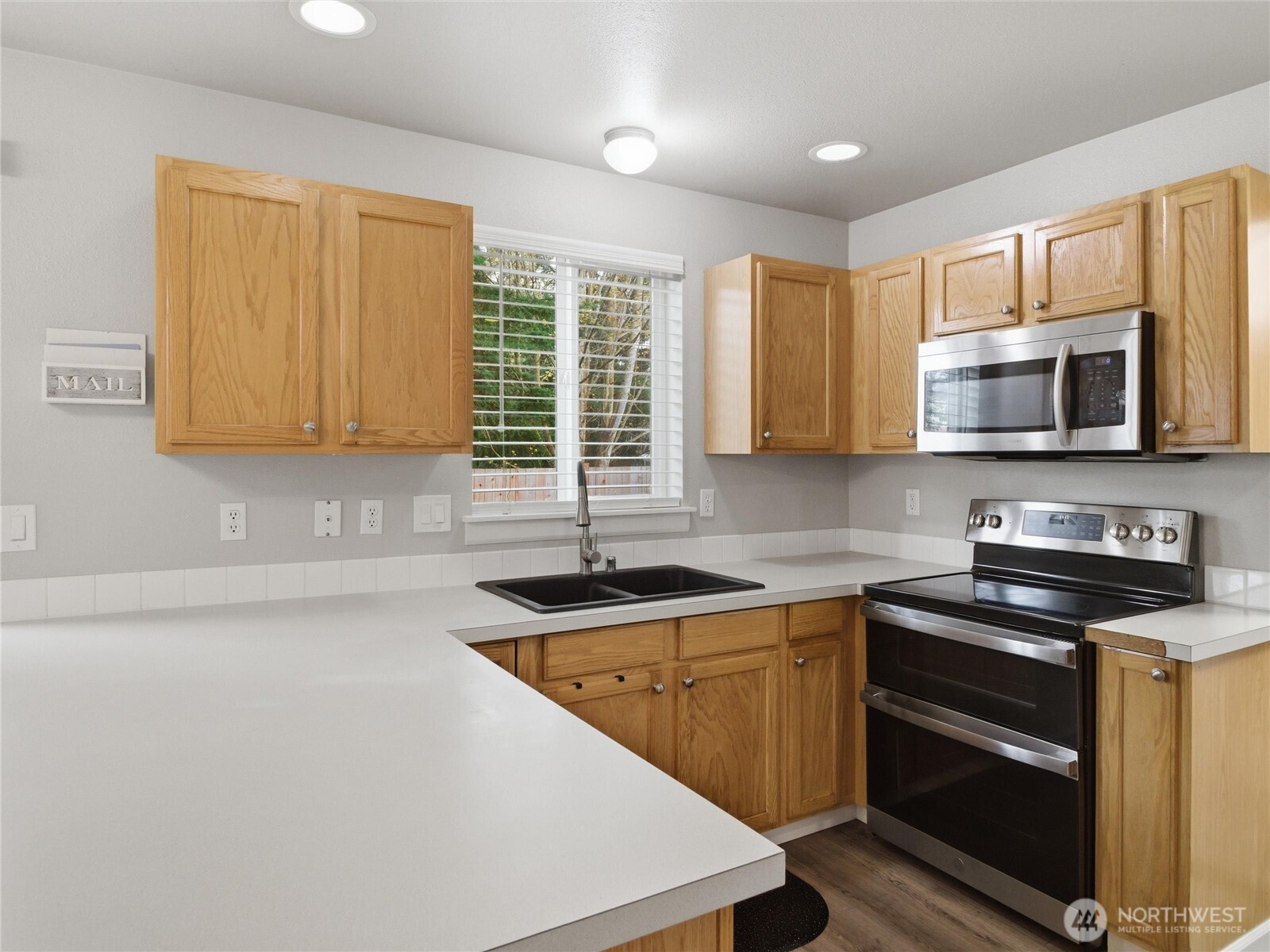 MLS #NWM2515863 image #6