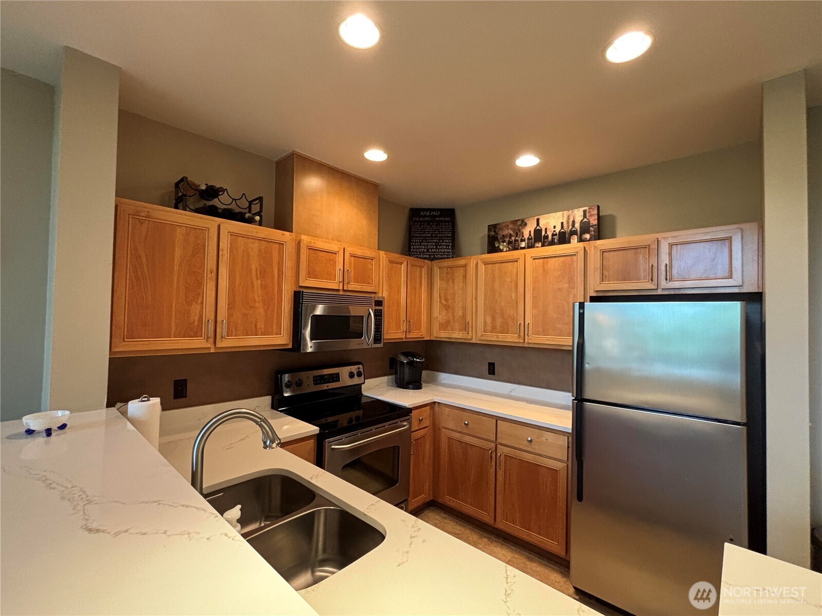 MLS #NWM2520666 image #12
