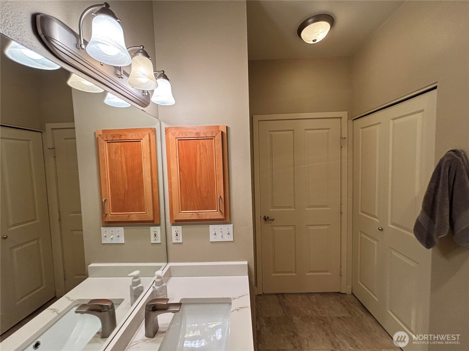 MLS #NWM2520666 image #22