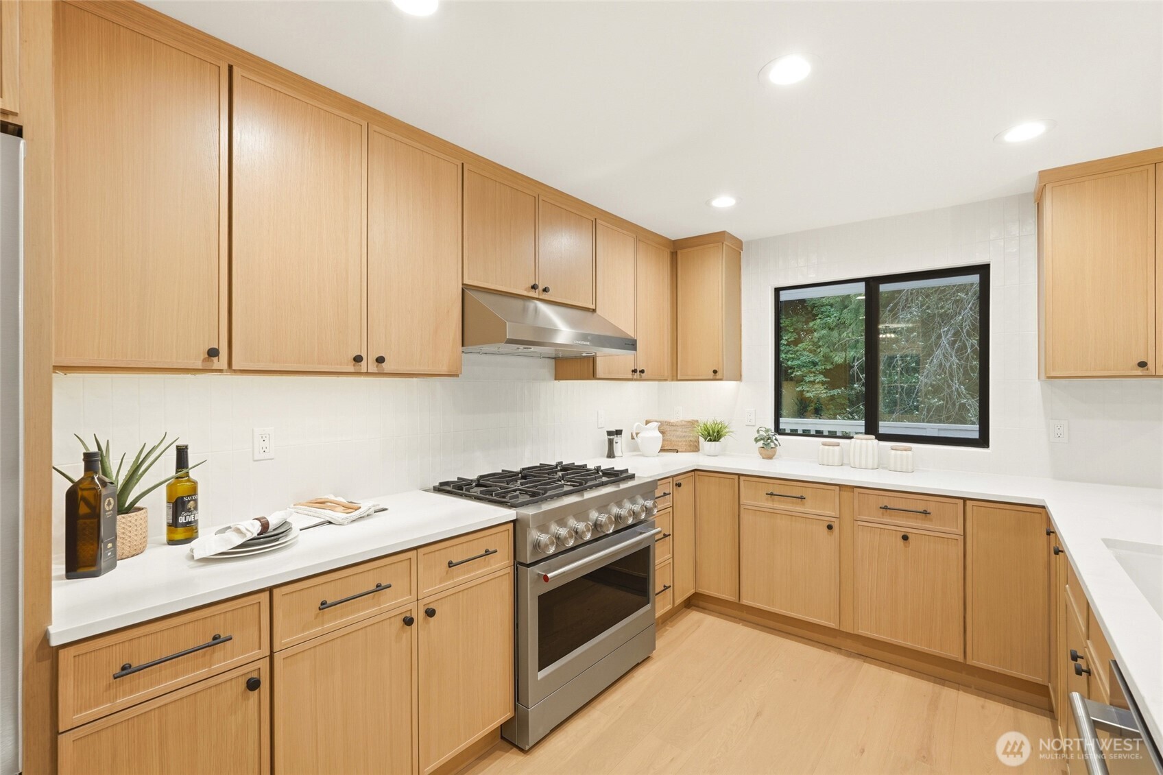 MLS #NWM2520767 image #9
