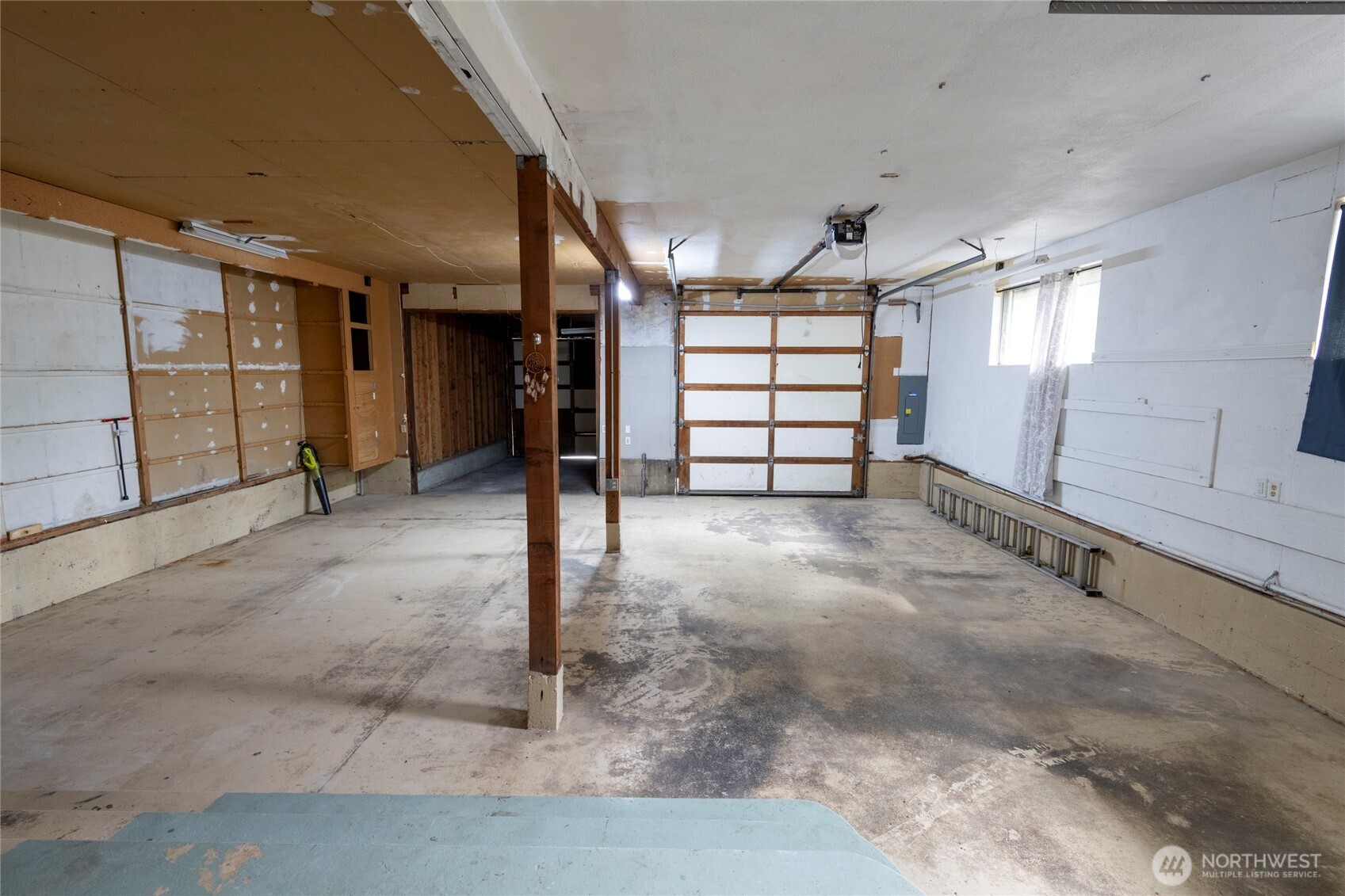 MLS #NWM2521268 image #3