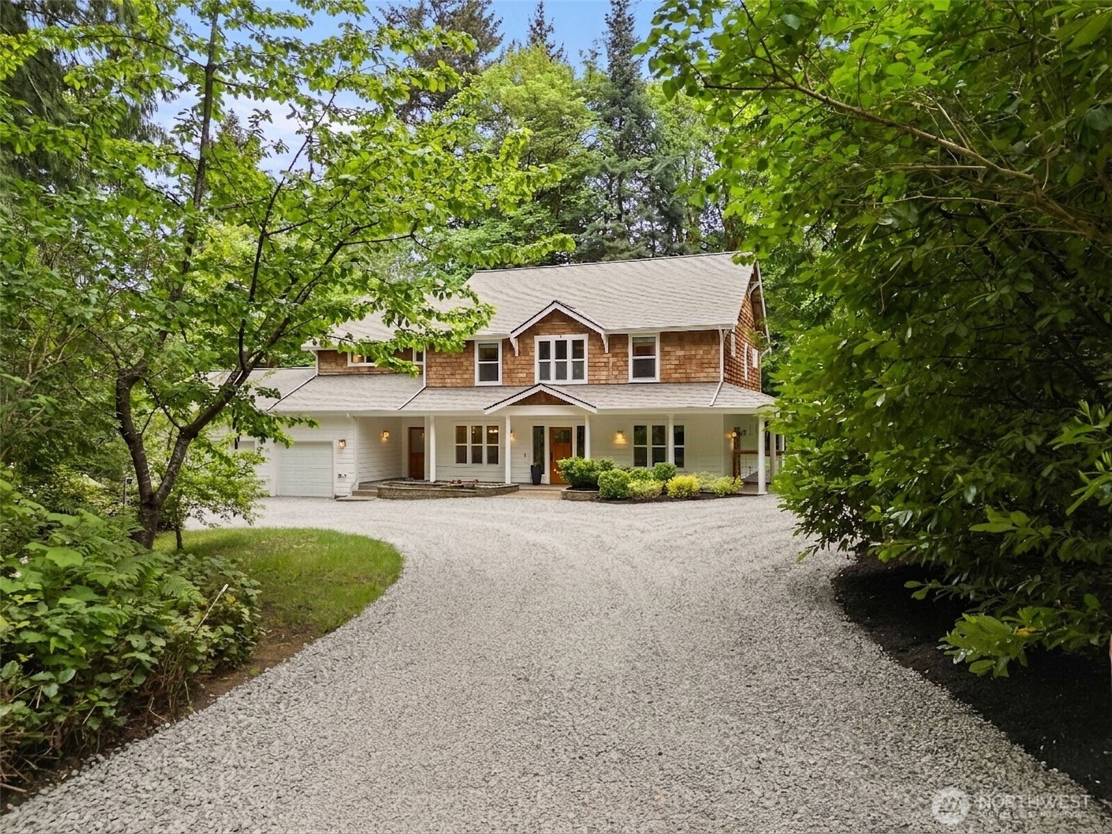MLS #NWM2522567 image #0