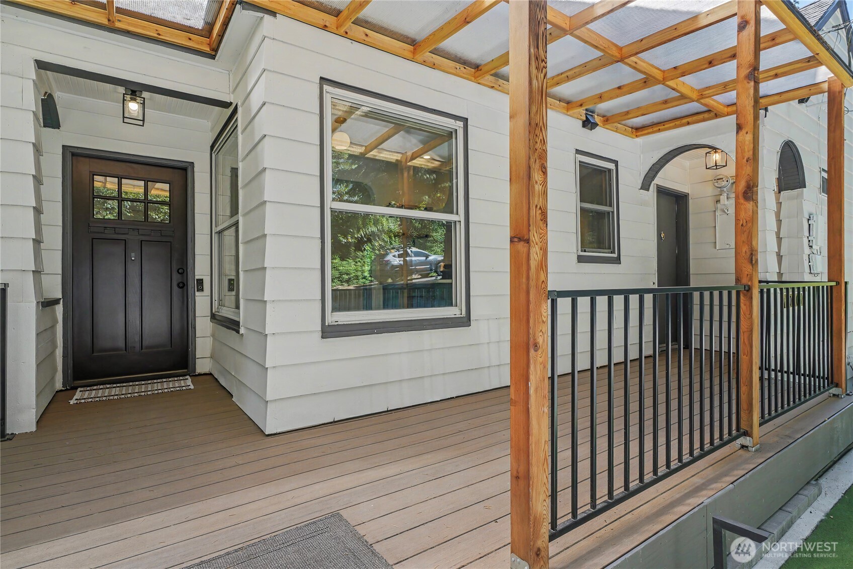 MLS #NWM2524491 image #1