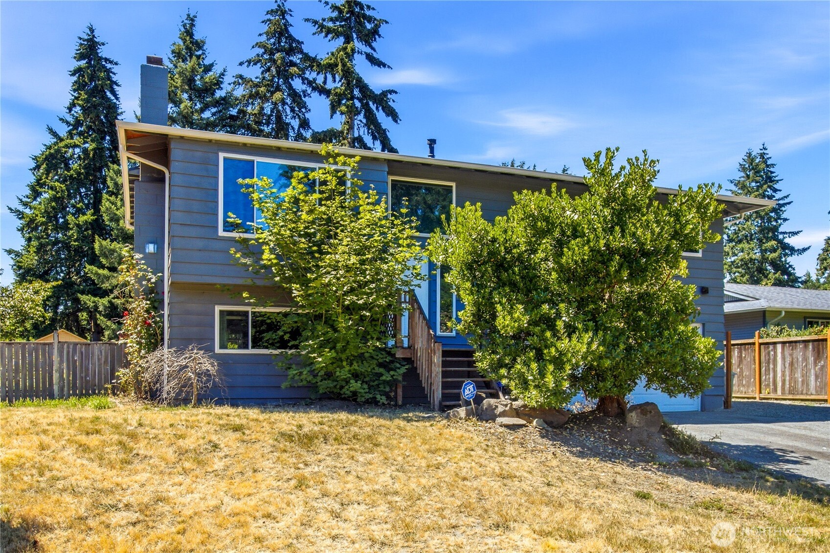 MLS #NWM2525566 image #2