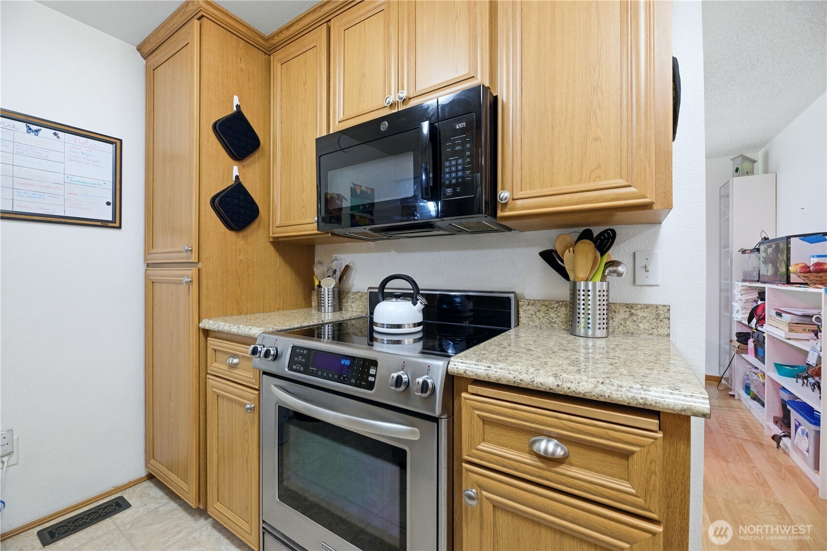 MLS #NWM2529583 image #10