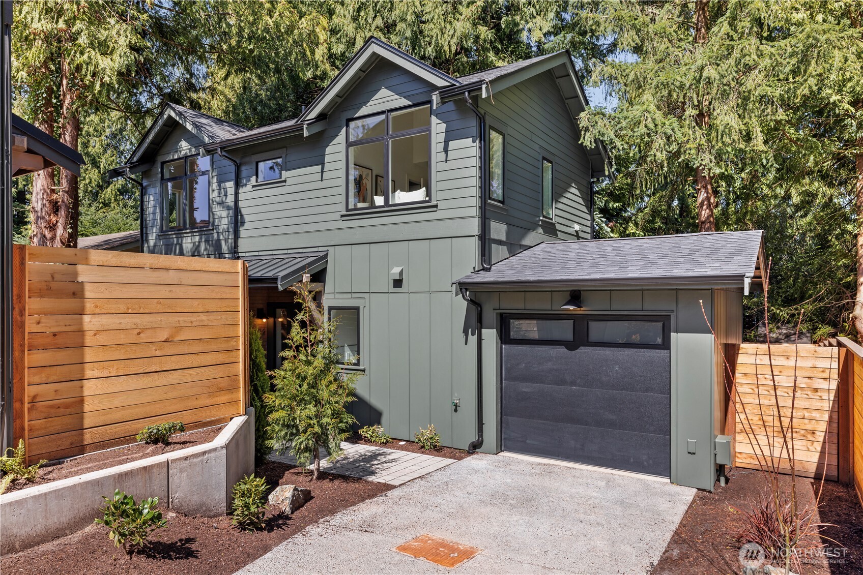 MLS #NWM2529698 image #0