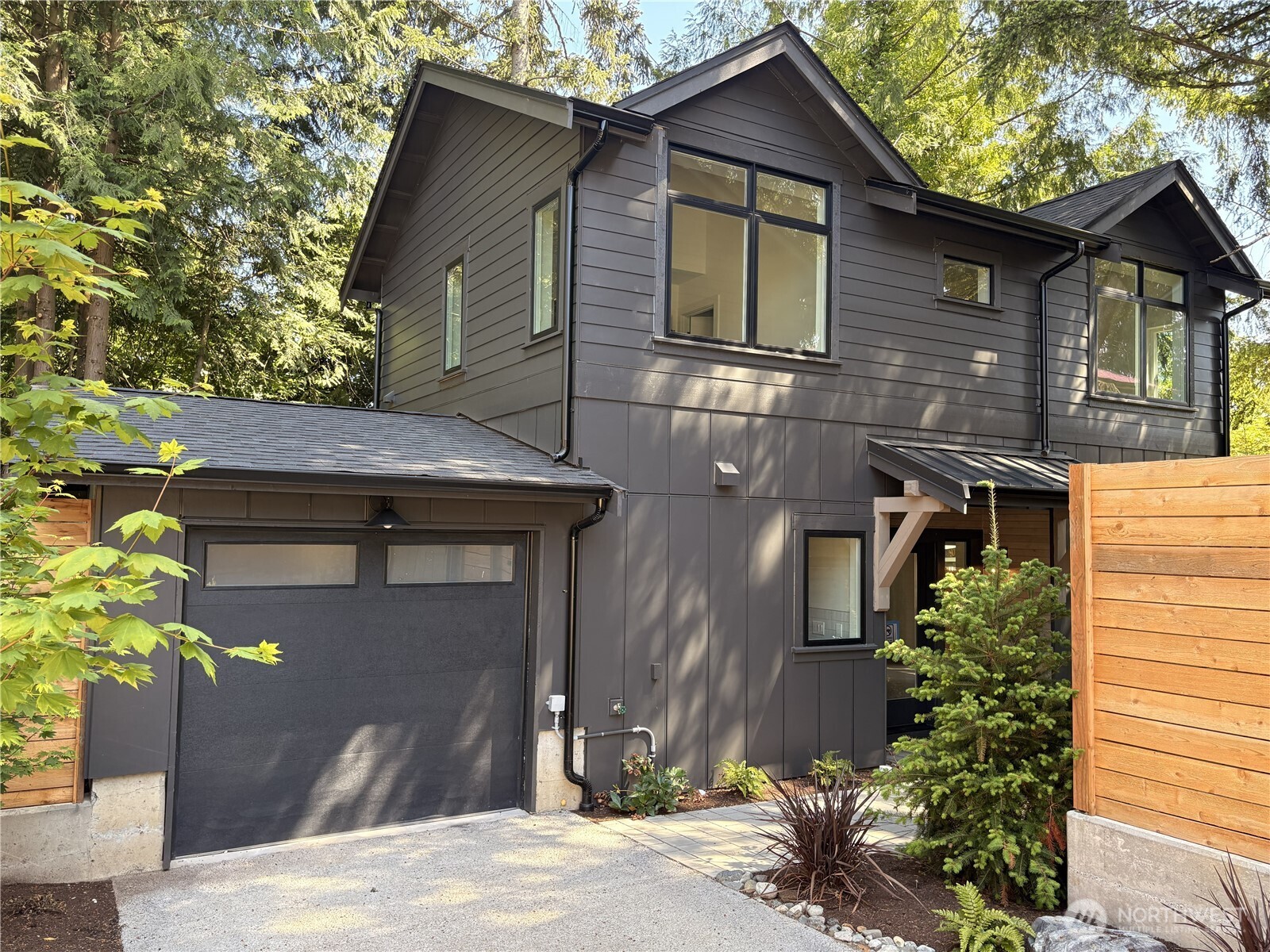 MLS #NWM2531730 image #0