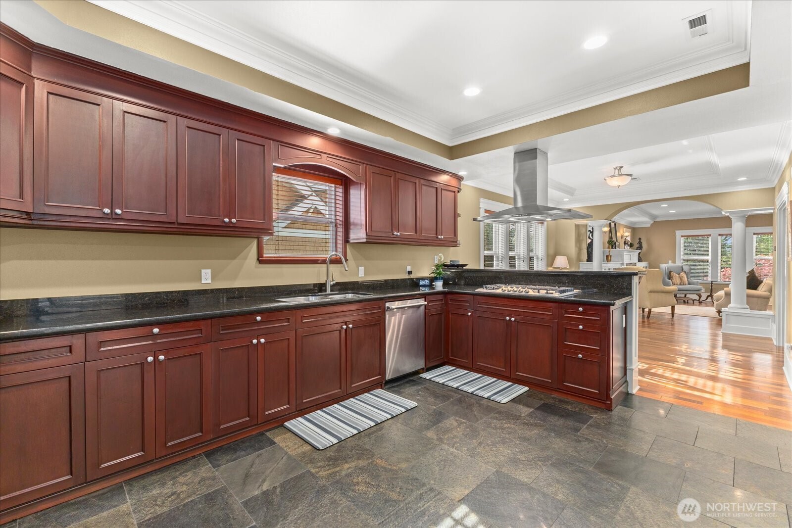 MLS #NWM2531769 image #9