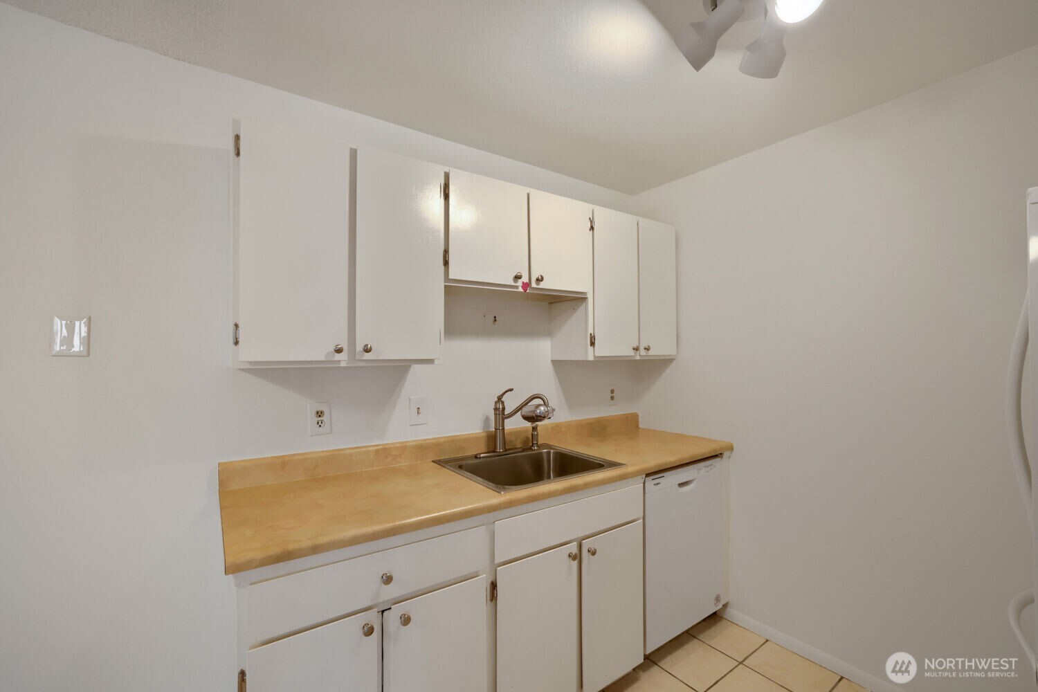 MLS #NWM2533017 image #8