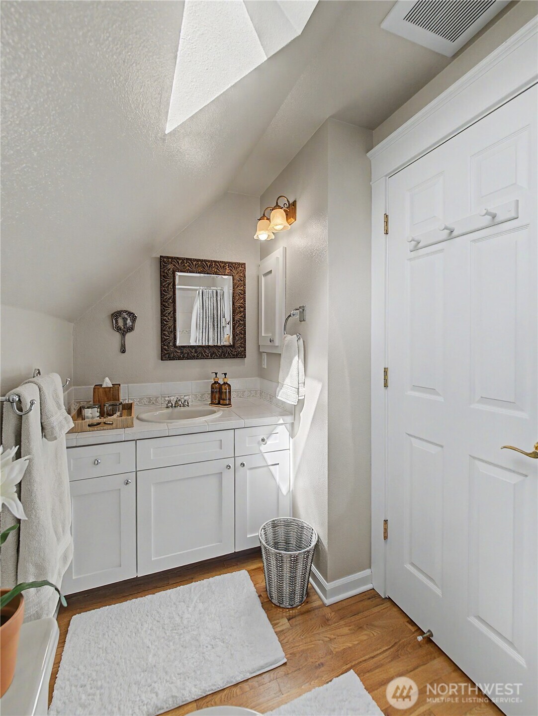 MLS #NWM2535403 image #19