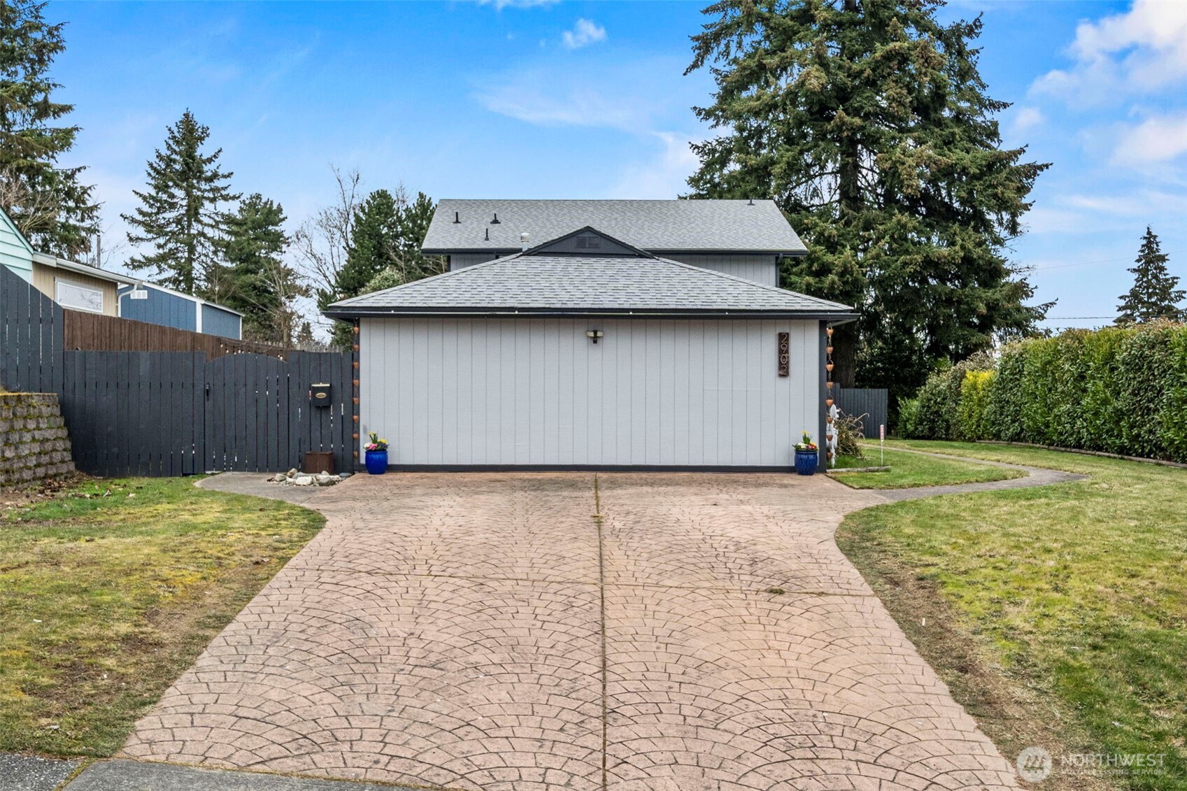 MLS #NWM2536926 image #1