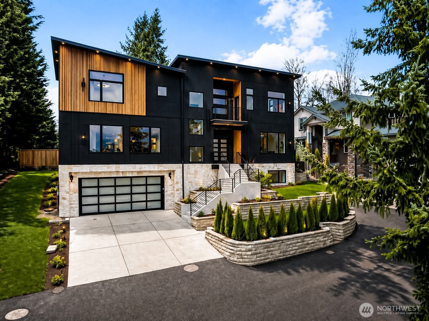 MLS #NWM2537183 image #1