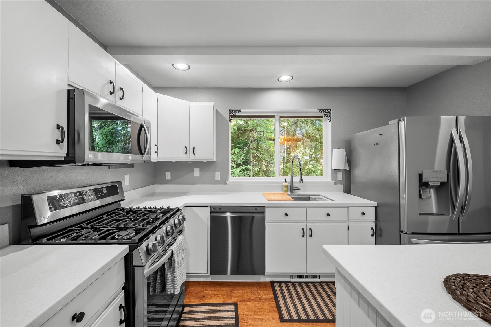 MLS #NWM2538693 image #6