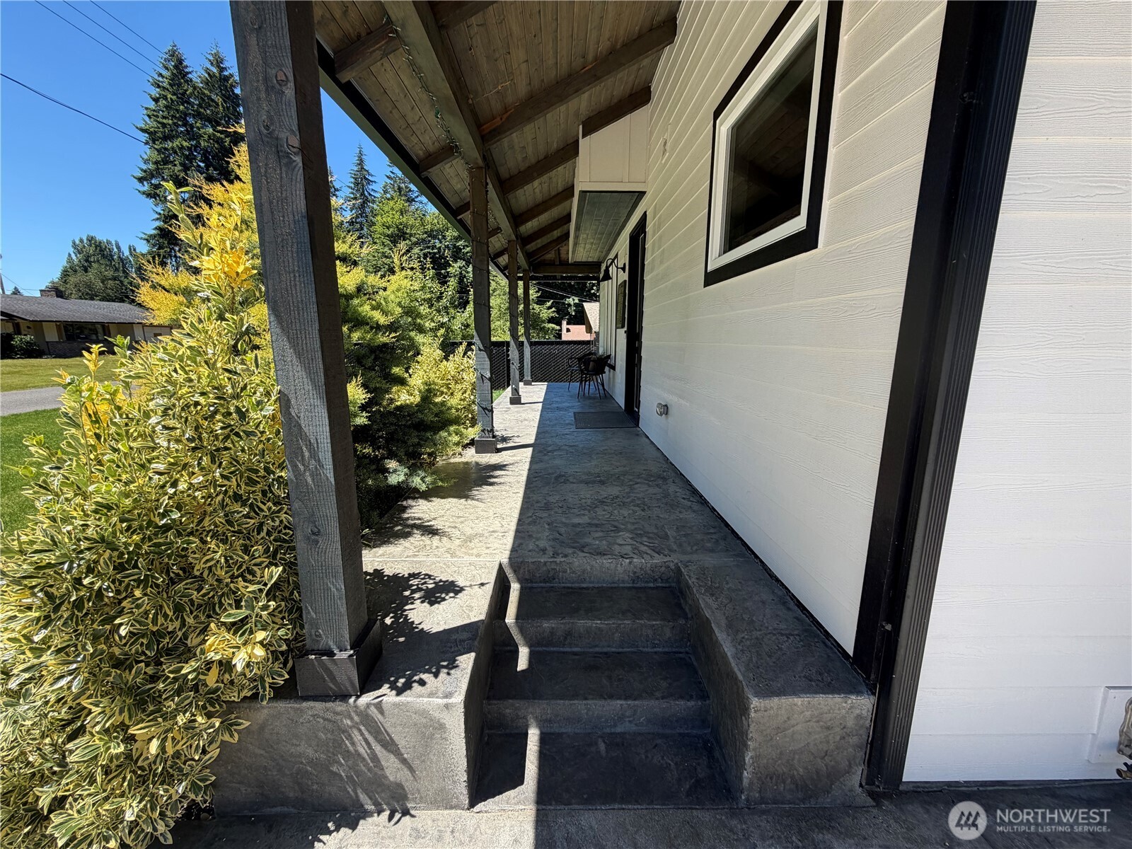 MLS #NWM2539443 image #2