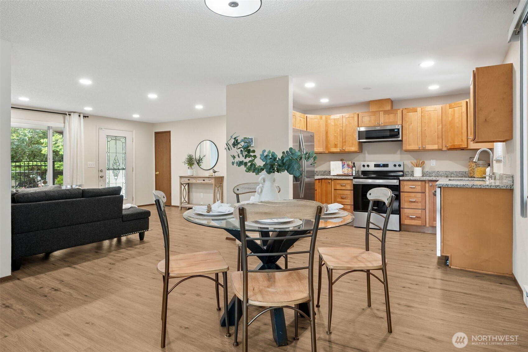 MLS #NWM2539857 image #1