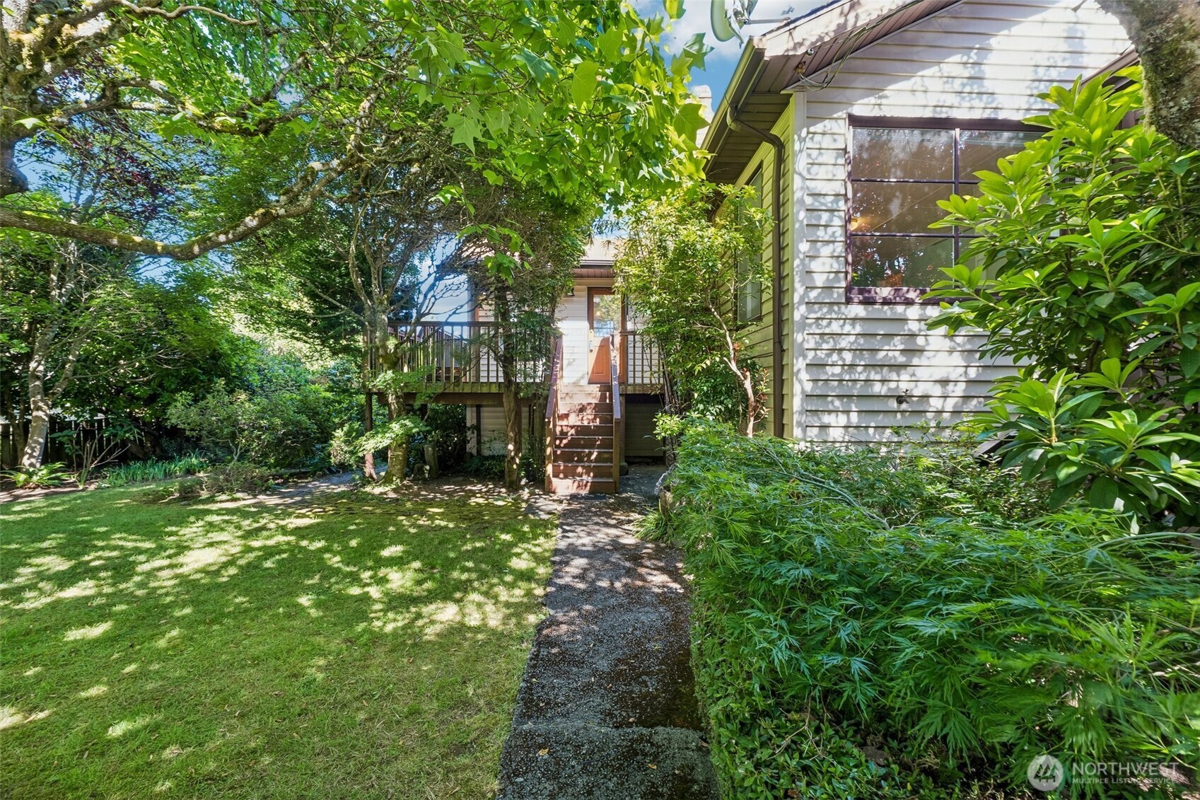 MLS #NWM2539968 image #0