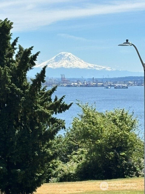 MLS #NWM2539977 image #2