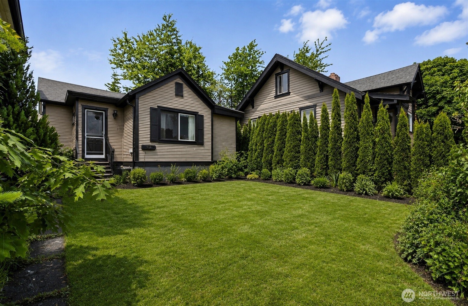 MLS #NWM2540140 image #30