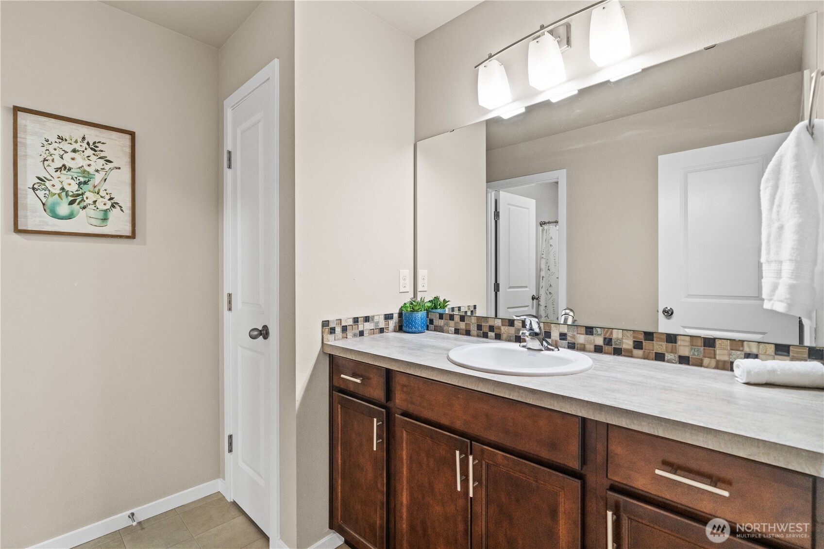 MLS #NWM2542370 image #17