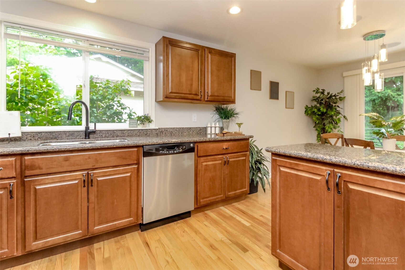 MLS #NWM2543553 image #4