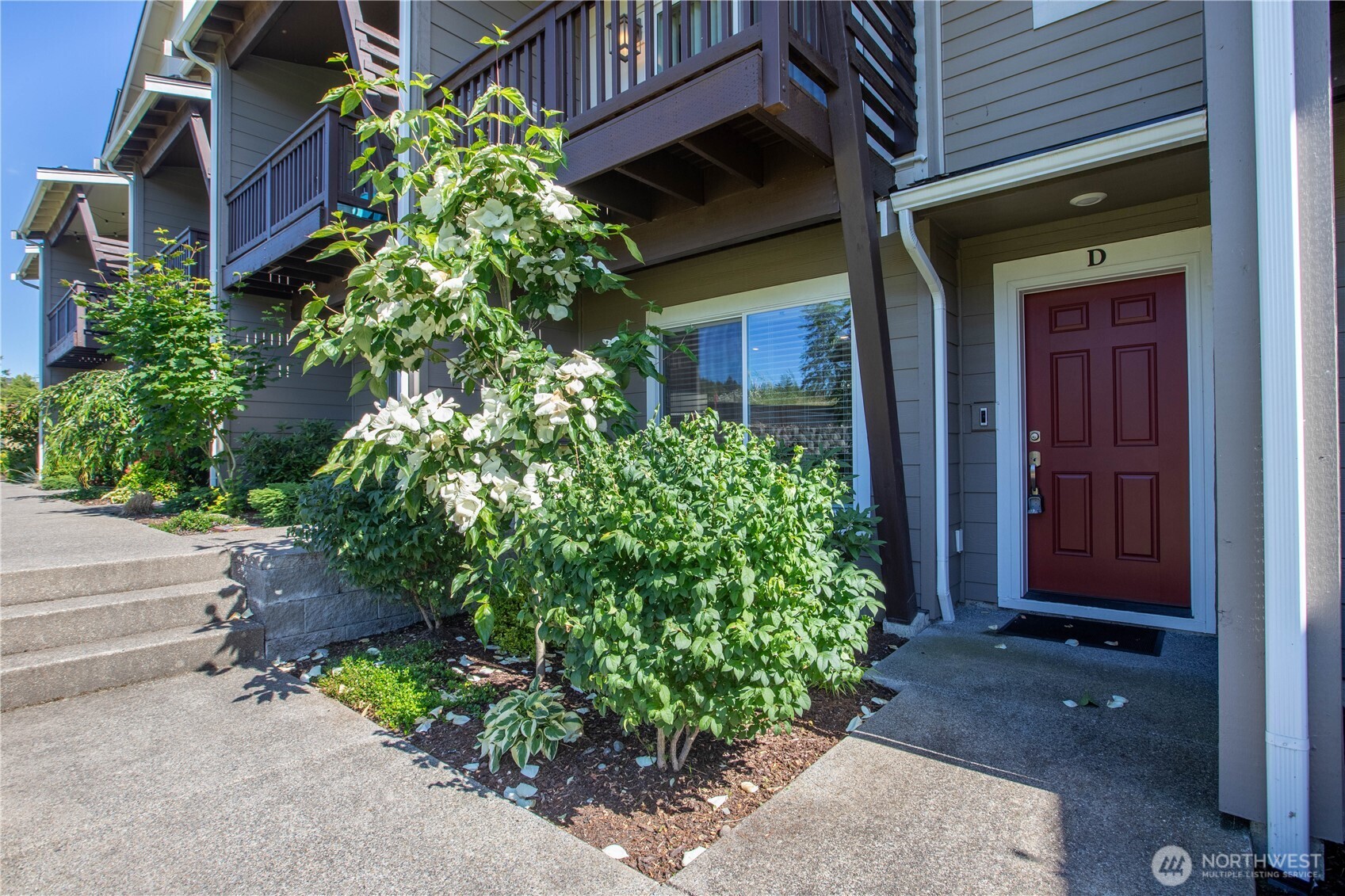MLS #NWM2544103 image #1