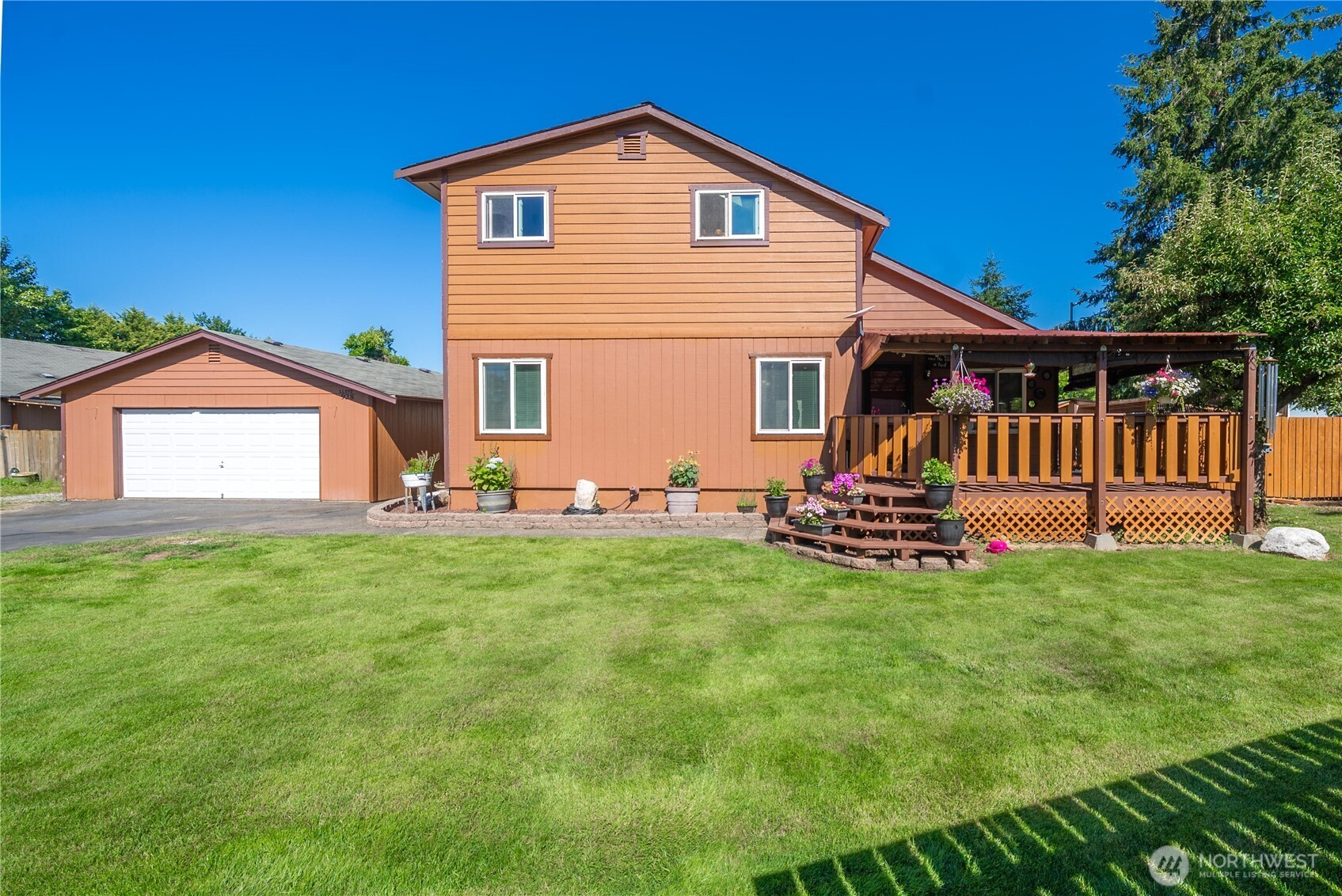 MLS #NWM2544357 image #1