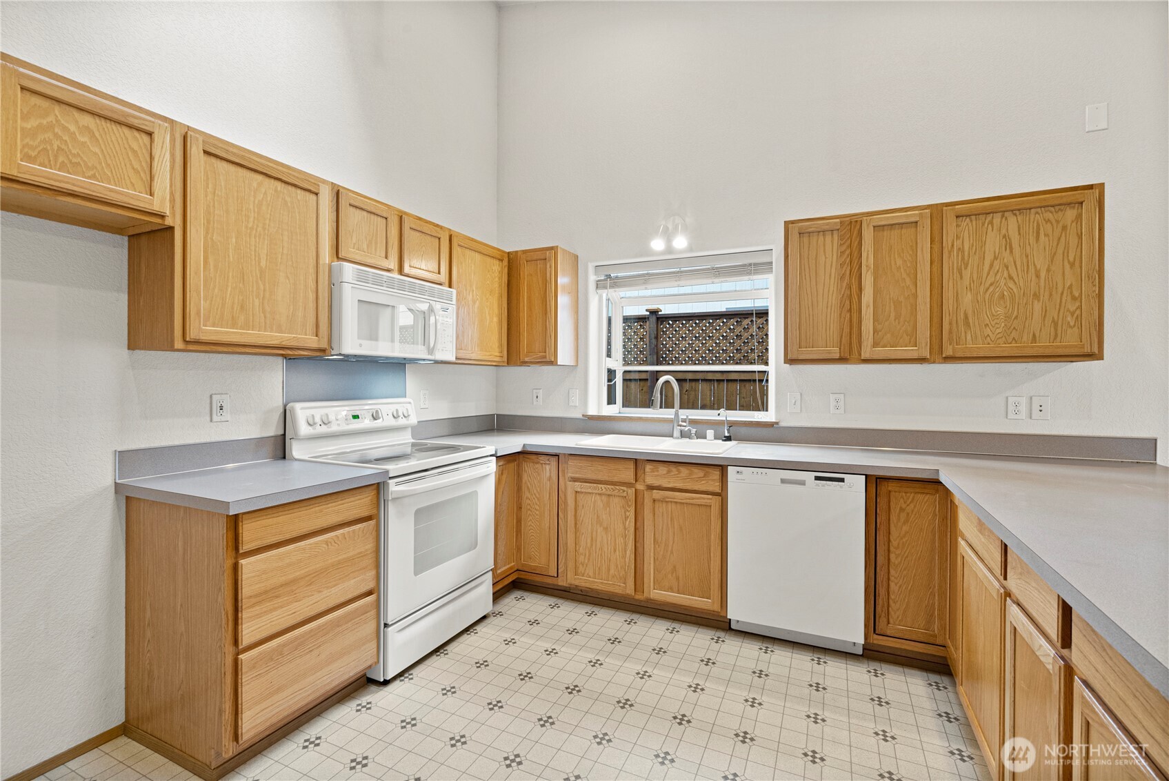 MLS #NWM2544697 image #14