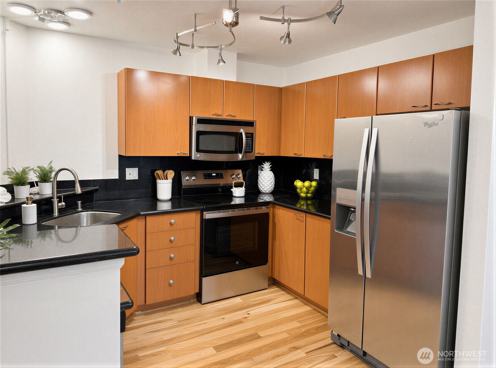 MLS #NWM2545309 image #9