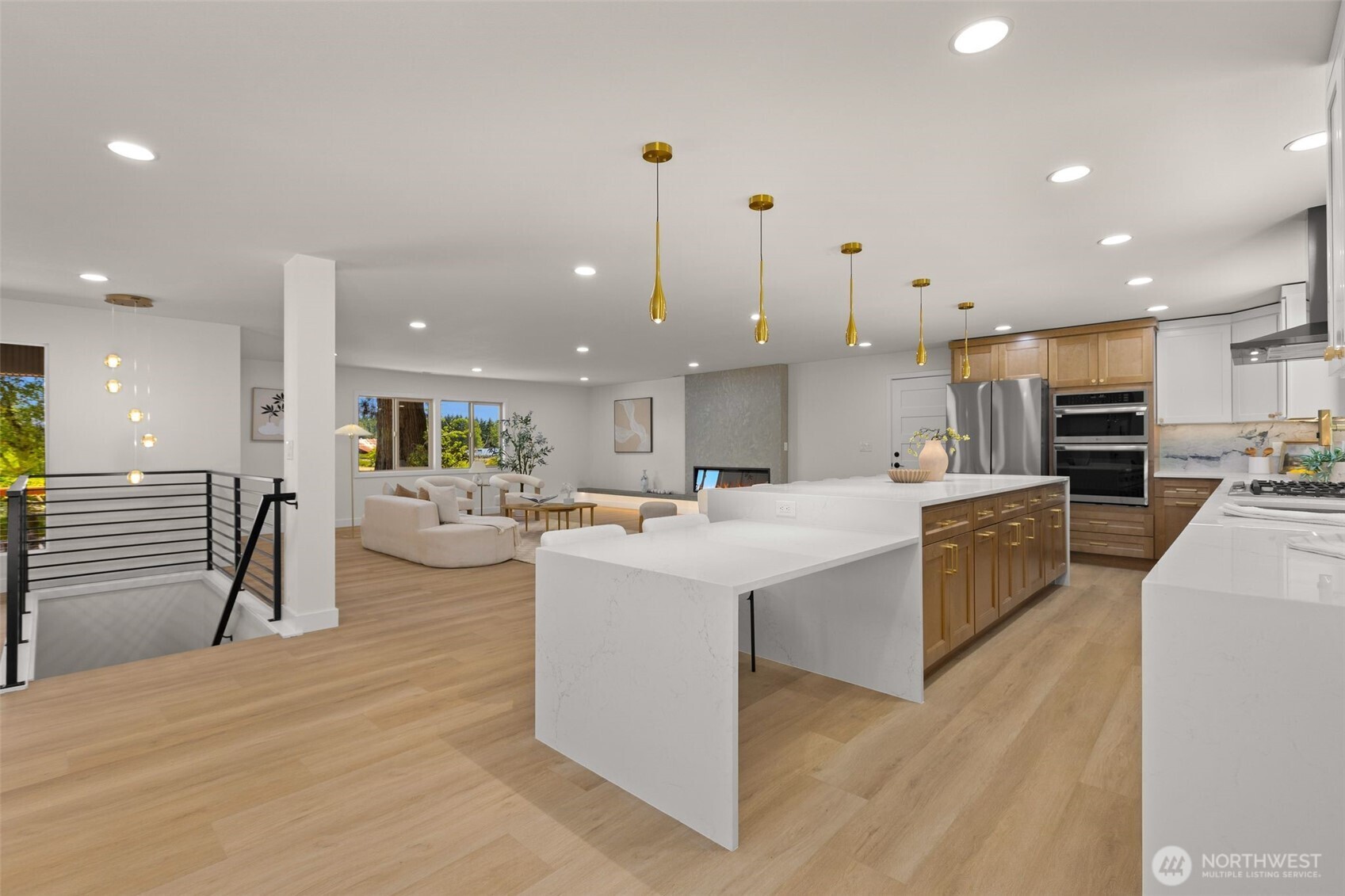 MLS #NWM2545382 image #1