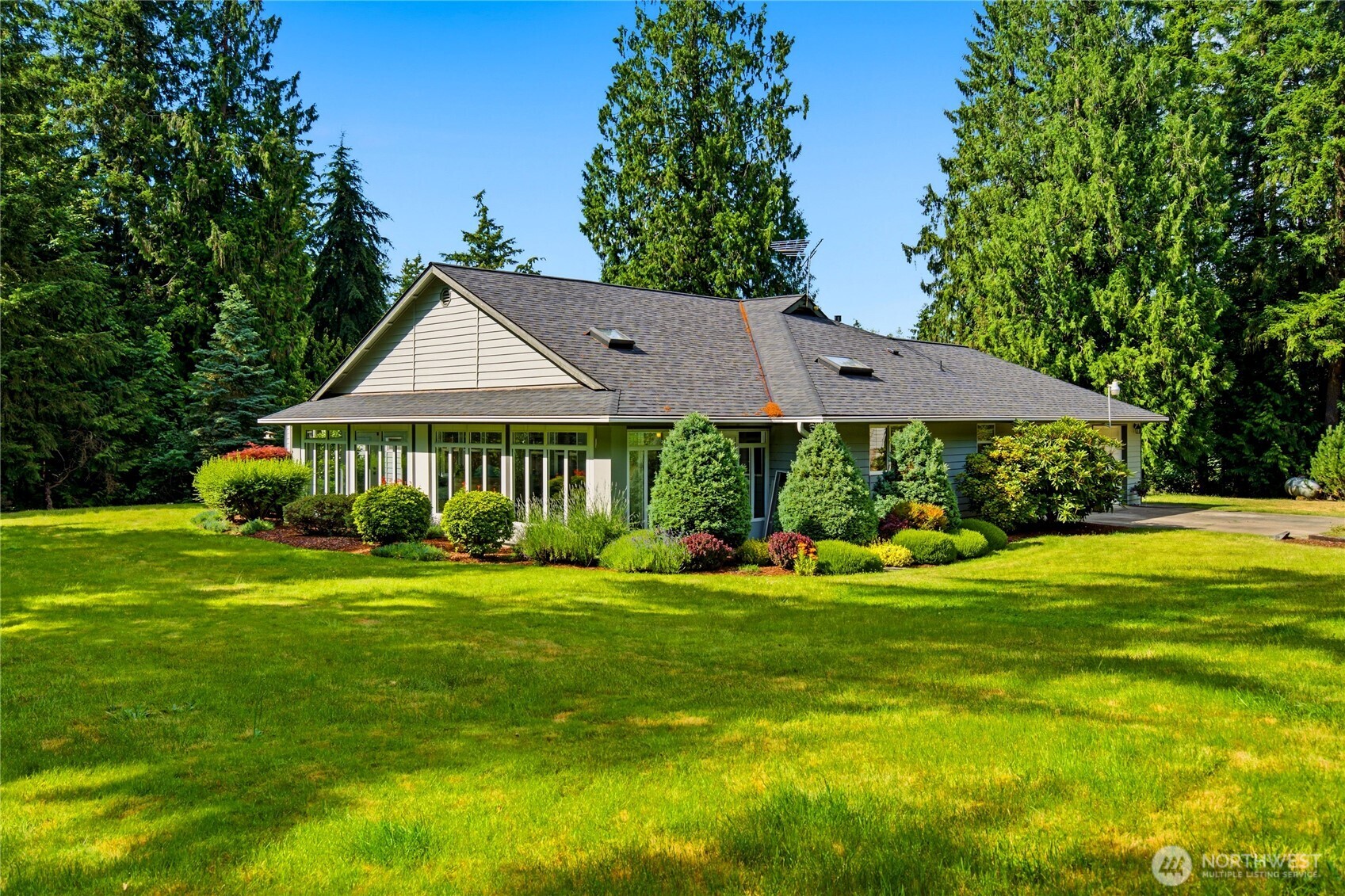 MLS #NWM2546772 image #10
