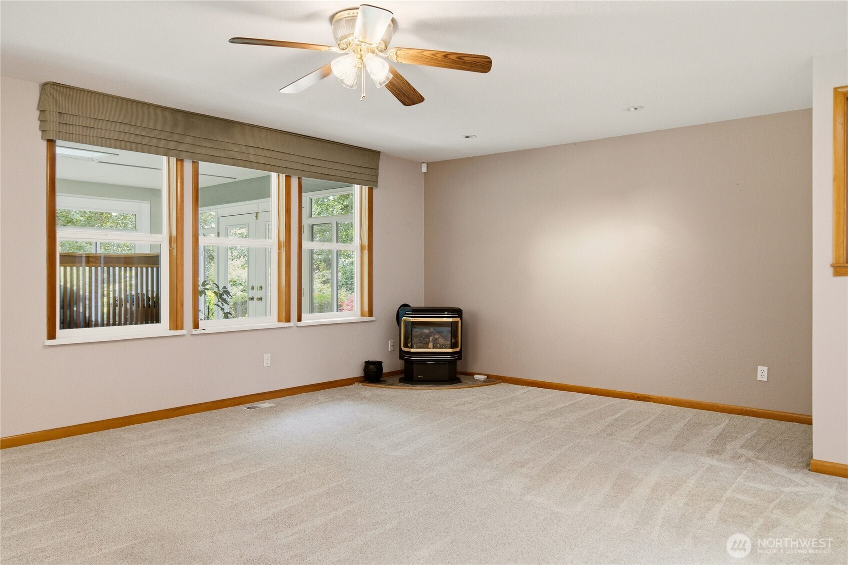 MLS #NWM2546772 image #16