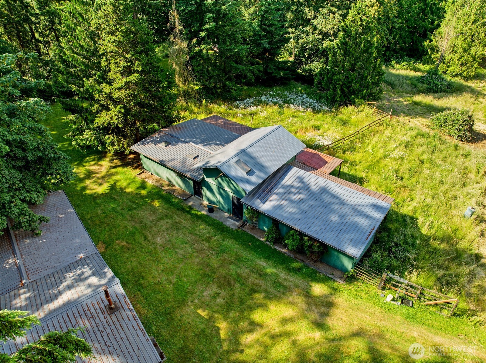 MLS #NWM2546772 image #4