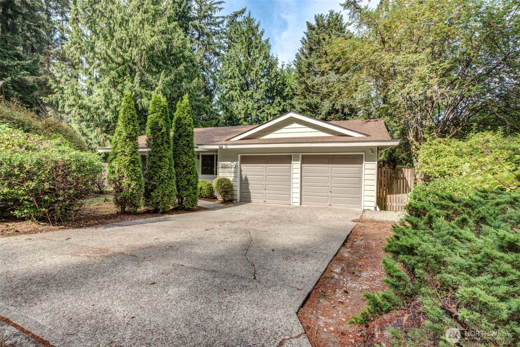 MLS #NWM2546883 image #0