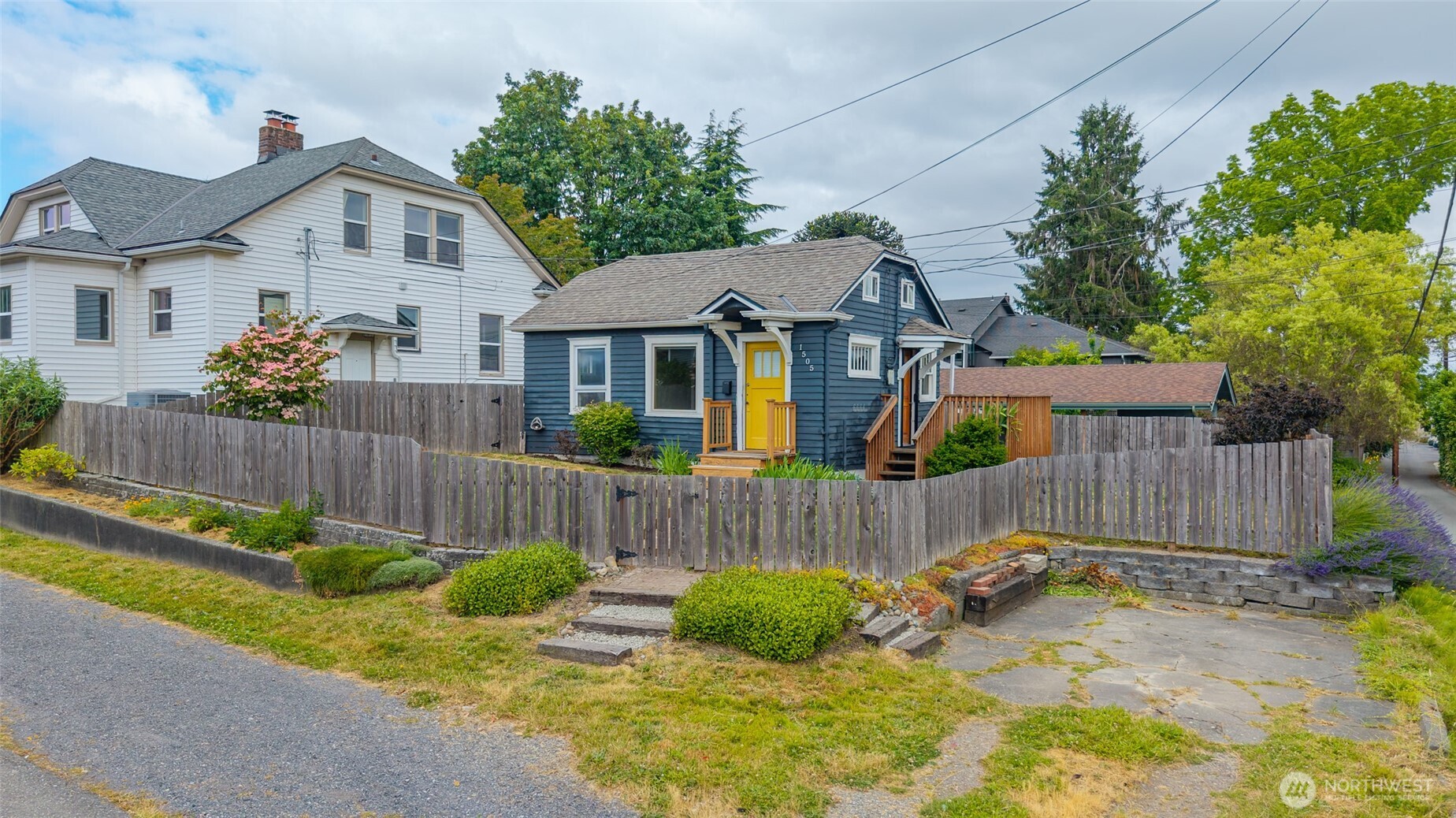 MLS #NWM2547795 image #2