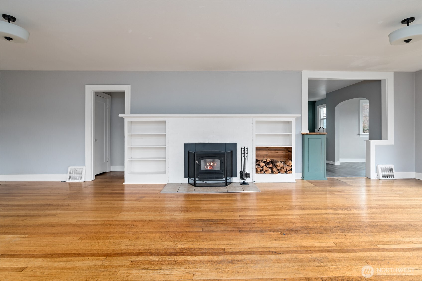 MLS #NWM2547795 image #4